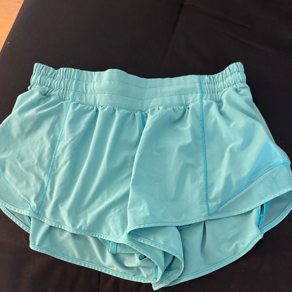 Lulu lemon 2.5 hottie hots poolside